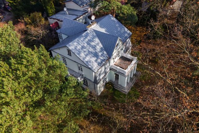 dom wolnostojący, 7 pokoi Komorów, ul. Akacjowa. Zdjęcie 11