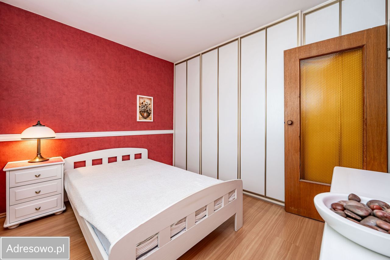 Mieszkanie 3-pokojowe Warszawa Jelonki, ul. Witolda Doroszewskiego. Zdjęcie 2