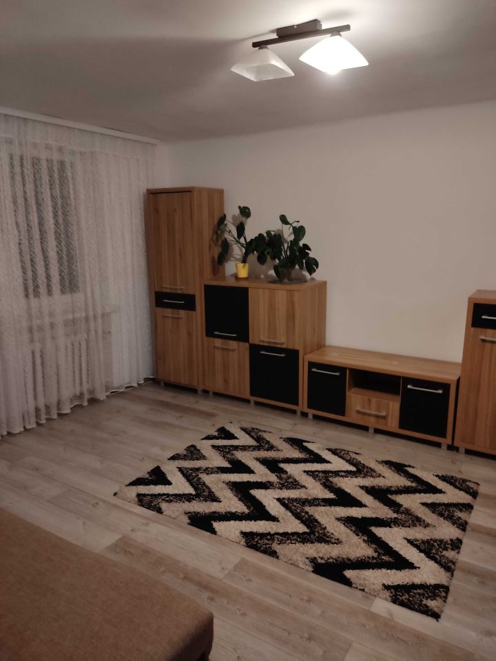 Mieszkanie 1-pokojowe Tarnobrzeg, ul. Józefa Piłsudskiego. Zdjęcie 1