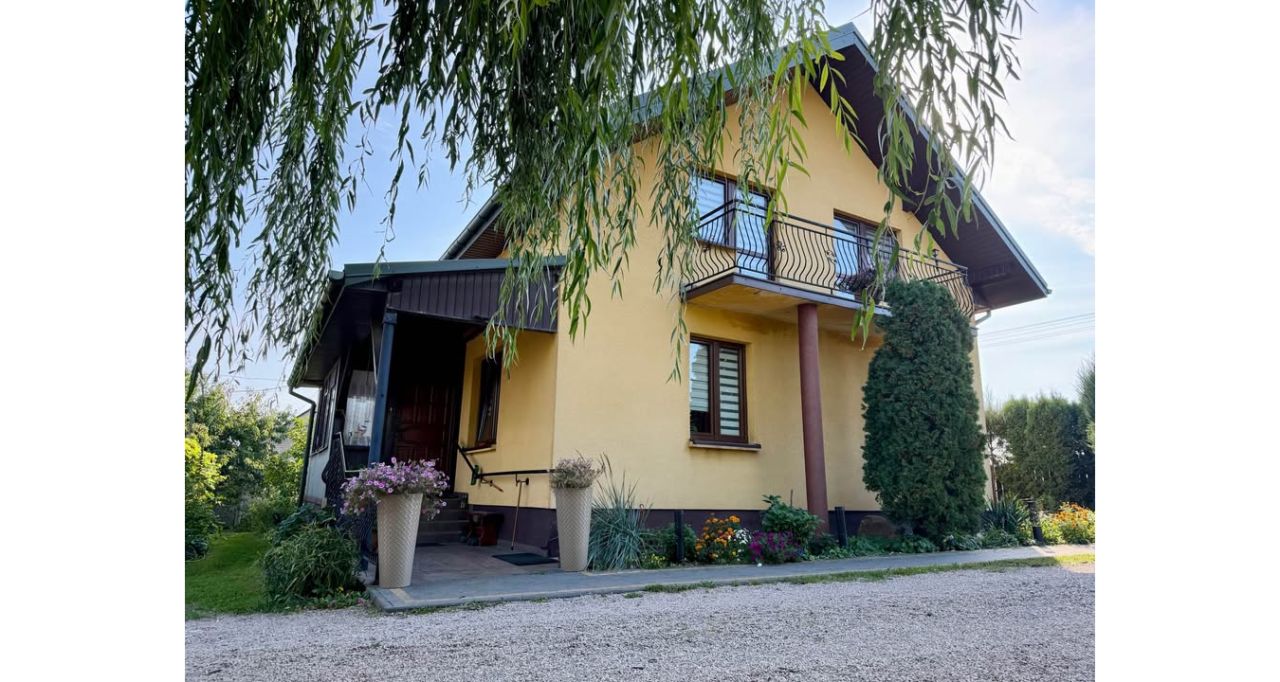 dom wolnostojący, 5 pokoi Niwa Babicka. Zdjęcie 2