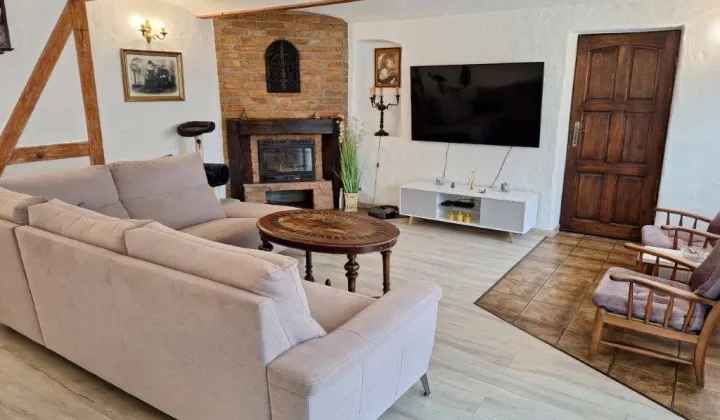 dom wolnostojący, 6 pokoi Bystrzyca