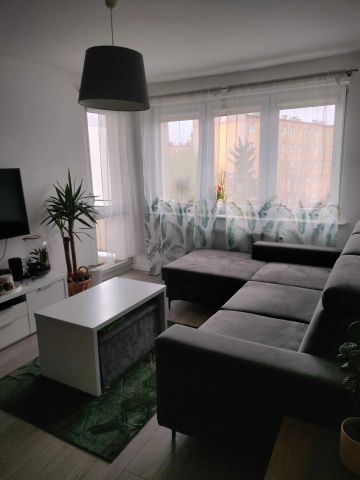 Mieszkanie 2-pokojowe Starogard Gdański Centrum, os. ks. Henryka Szumana. Zdjęcie 1