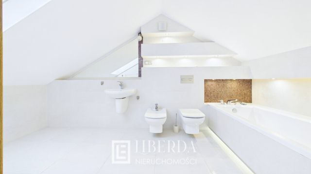 dom wolnostojący, 5 pokoi Biskupie-Kolonia. Zdjęcie 8