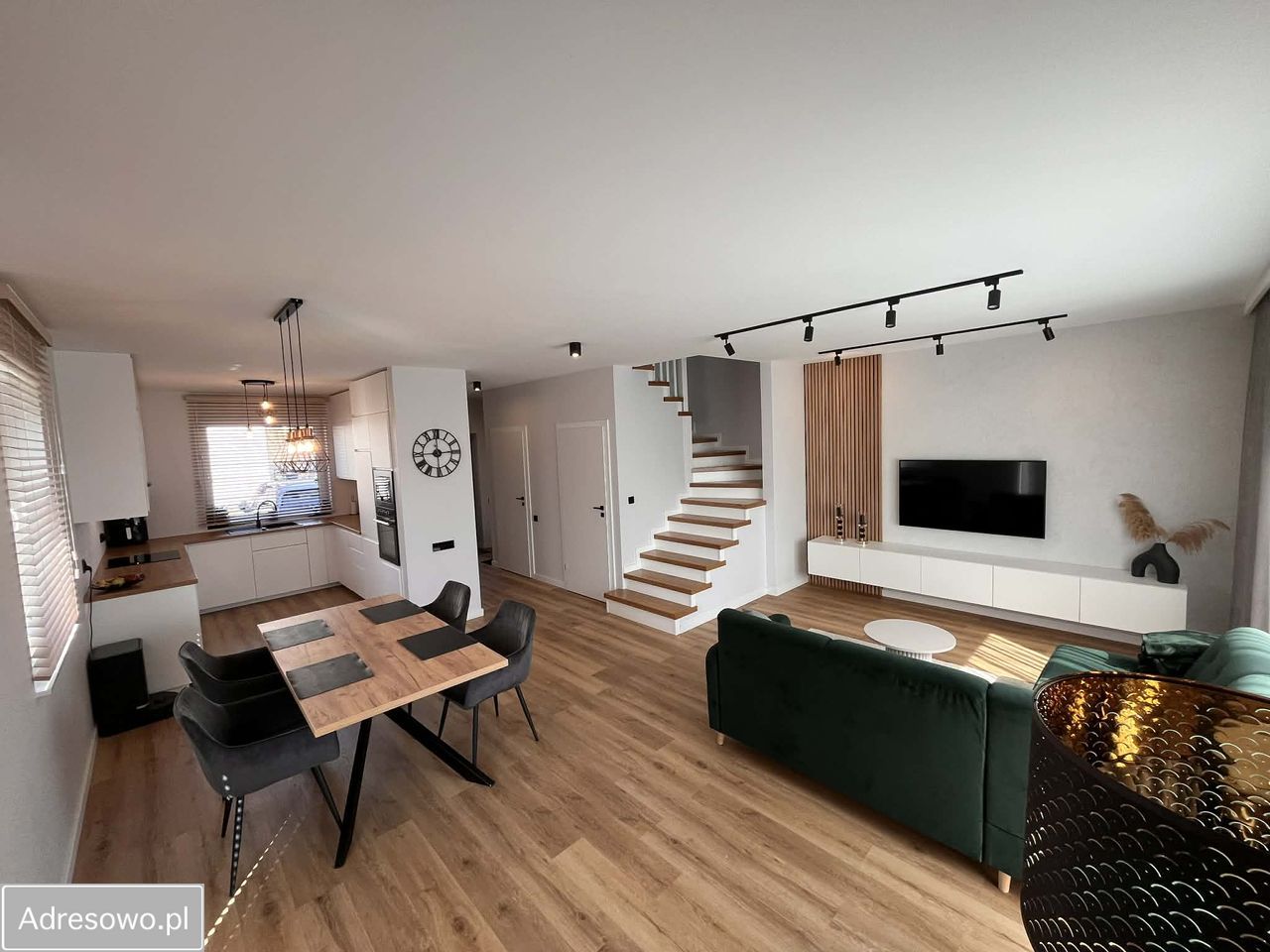 bliźniak, 4 pokoje Łomianki Dolne, ul. Brzegowa. Zdjęcie 18