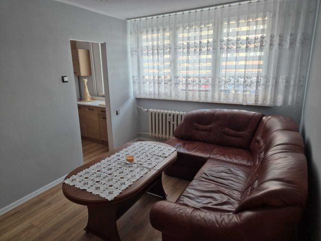 Mieszkanie 2-pokojowe Mikołów Centrum, os. Cypriana Kamila Norwida. Zdjęcie 1