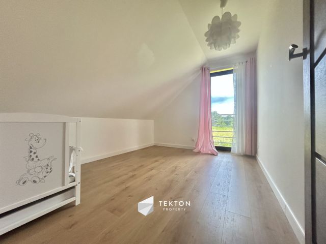 dom wolnostojący, 5 pokoi Winiec. Zdjęcie 18