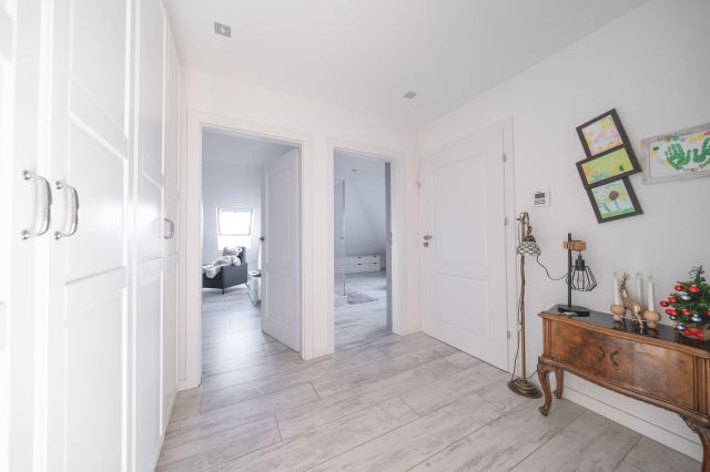 dom wolnostojący, 4 pokoje Bystrzyca Górna, ul. os. Sowie. Zdjęcie 8