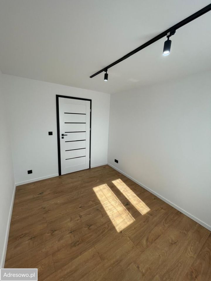 Mieszkanie 2-pokojowe Kielce Nowy Folwark, ul. Nowy Świat. Zdjęcie 3