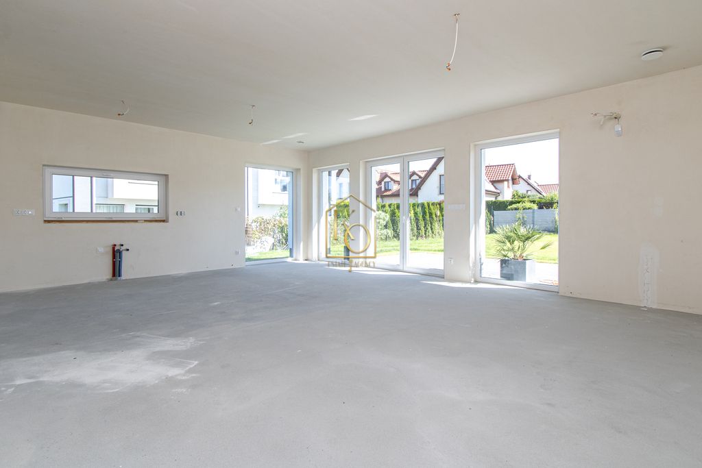 bliźniak, 5 pokoi Tyniec Mały, ul. Dolna. Zdjęcie 7