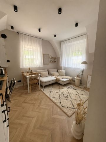 Mieszkanie 3-pokojowe Kowary, ul. Ludwika Waryńskiego. Zdjęcie 1