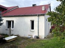 dom wolnostojący, 2 pokoje Ćmielów, ul. Długa. Zdjęcie 1