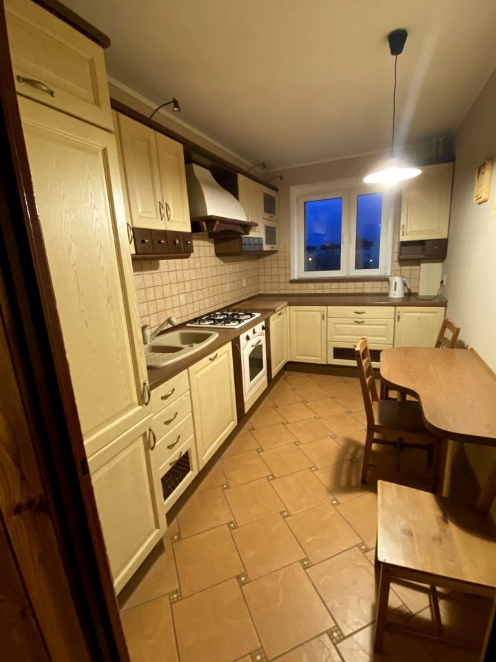 Mieszkanie 3-pokojowe Poznań, os. Tysiąclecia. Zdjęcie 3