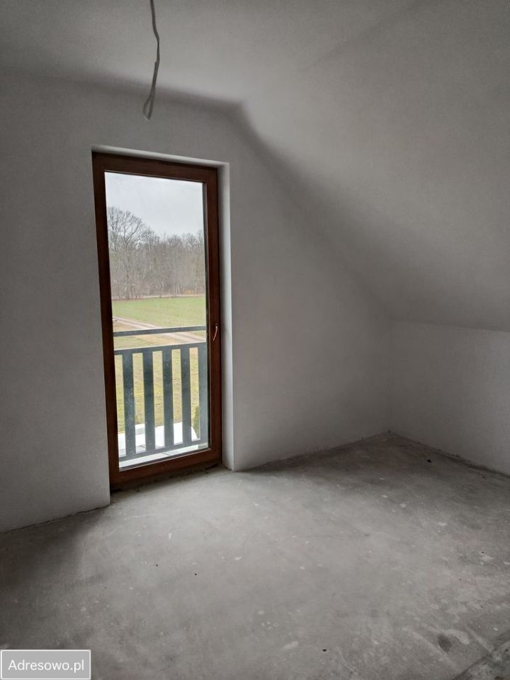 dom wolnostojący, 5 pokoi Glinianka. Zdjęcie 14