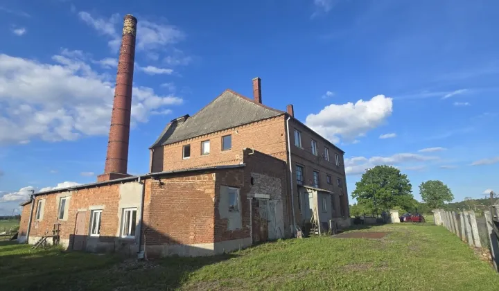 Działka inwestycyjna Biskupnica