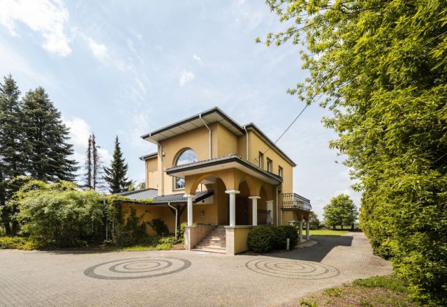 dom wolnostojący, 12 pokoi Tłuste. Zdjęcie 3