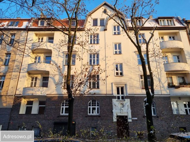 Mieszkanie 6-pokojowe Bytom Śródmieście, ul. Ignacego Chrzanowskiego. Zdjęcie 1