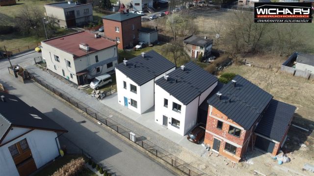 dom szeregowy, 4 pokoje Siemianowice Śląskie Bańgów, ul. Polna. Zdjęcie 2