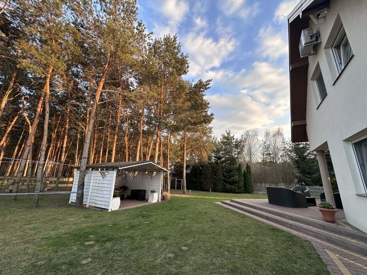 dom wolnostojący, 5 pokoi Chylin. Zdjęcie 5