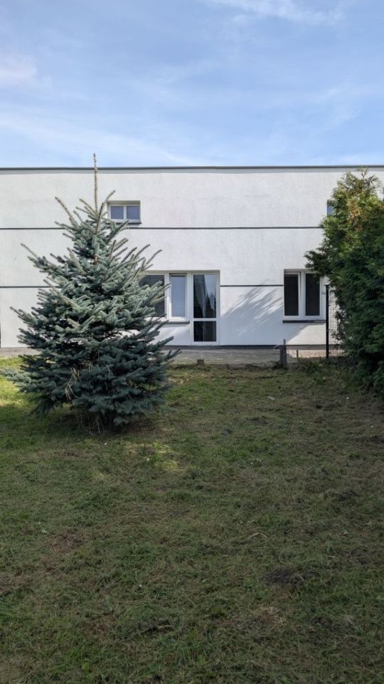bliźniak, 3 pokoje Młyniec Drugi. Zdjęcie 3