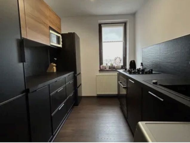 Mieszkanie 3-pokojowe Piaseczno. Zdjęcie 3