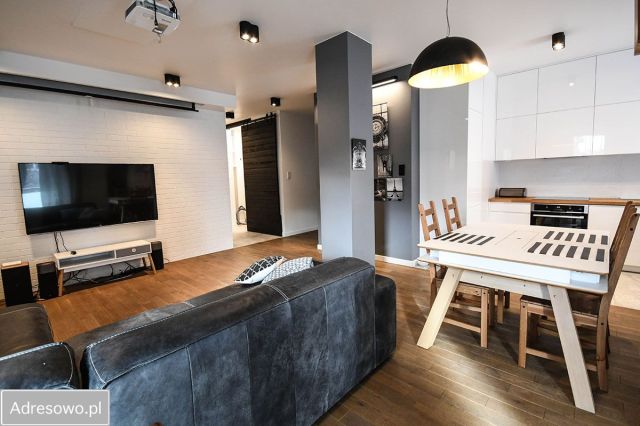 Mieszkanie 4-pokojowe Łódź Olechów, ul. Juranda ze Spychowa. Zdjęcie 1