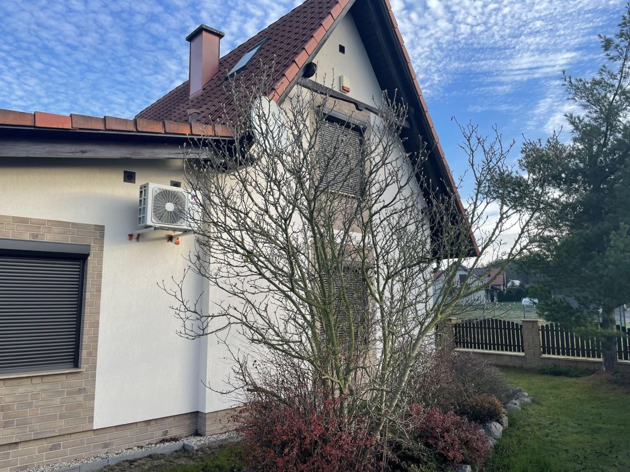 dom wolnostojący, 4 pokoje Bronków. Zdjęcie 11