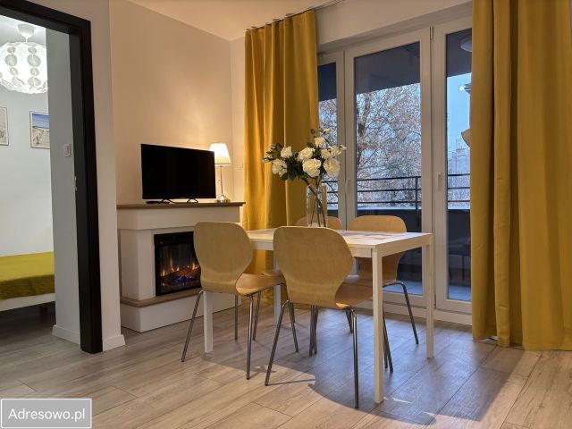 Mieszkanie 4-pokojowe Warszawa Praga-Południe, ul. Jarocińska. Zdjęcie 1