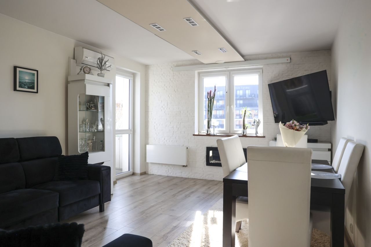 Mieszkanie 4-pokojowe Toruń Chełmińskie Przedmieście, szosa Chełmińska. Zdjęcie 1