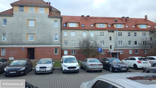 Mieszkanie 3-pokojowe Police, ul. Szkolna. Zdjęcie 1