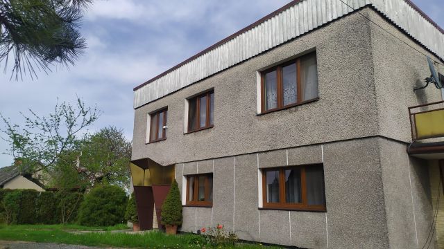 dom wolnostojący, 15 pokoi Biery Kolonia. Zdjęcie 1