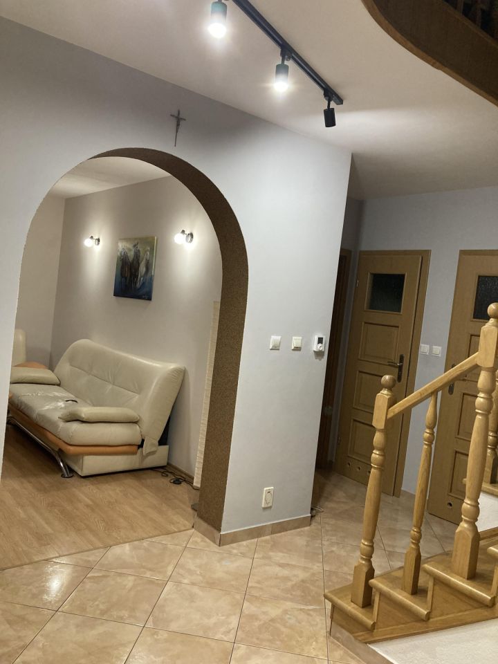 dom wolnostojący, 6 pokoi Kłodne Kamionka. Zdjęcie 11