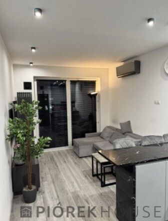 Mieszkanie 3-pokojowe Warszawa Włochy, ul. Łopuszańska. Zdjęcie 2