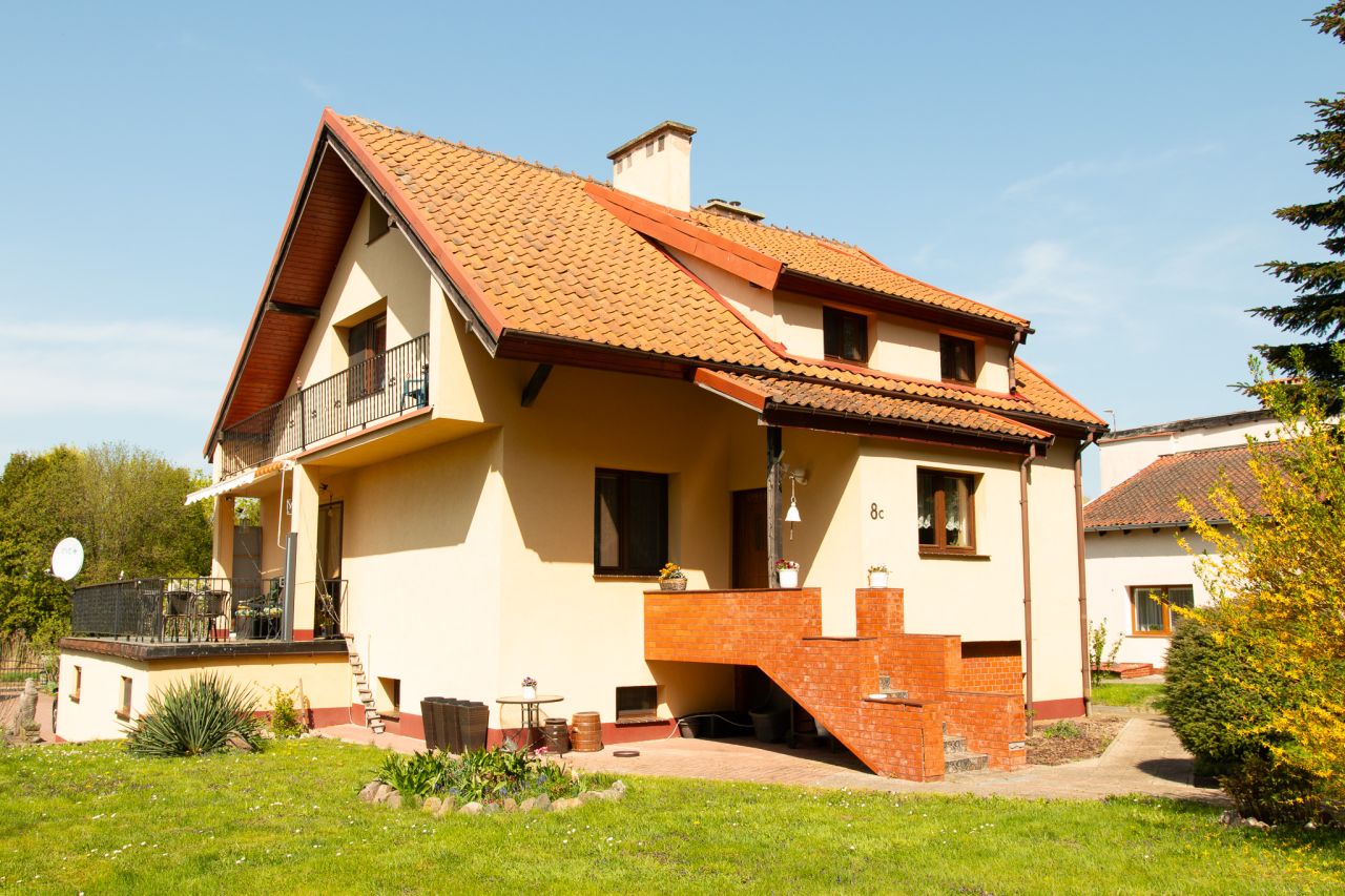 Dom – powiat braniewski