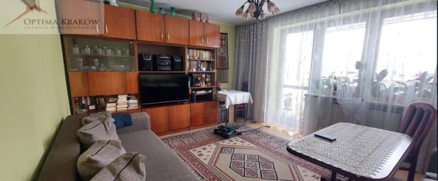 Mieszkanie 3-pokojowe Kraków Kurdwanów, ul. Marii i Bolesława Wysłouchów. Zdjęcie 2