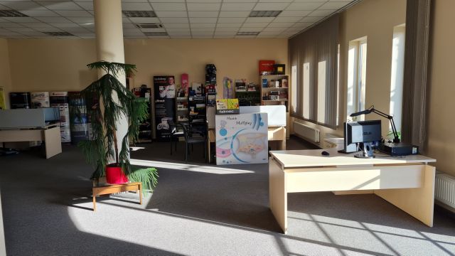 Biuro Golędzinów, ul. Trzebnicka. Zdjęcie 1