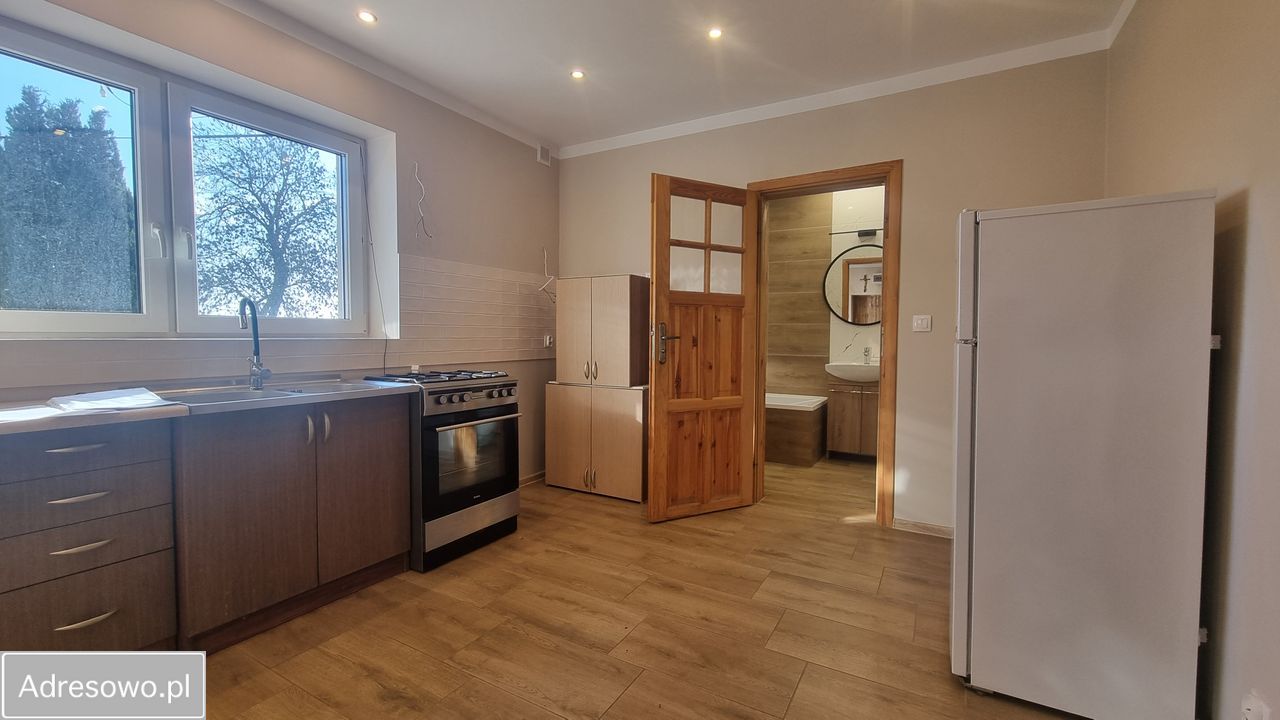 bliźniak, 4 pokoje Żarzyn. Zdjęcie 2