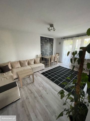 Mieszkanie 4-pokojowe Karniowice, ul. Osiedlowa. Zdjęcie 1