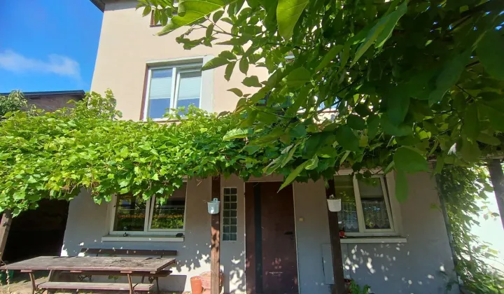 dom wolnostojący, 8 pokoi Ustka
