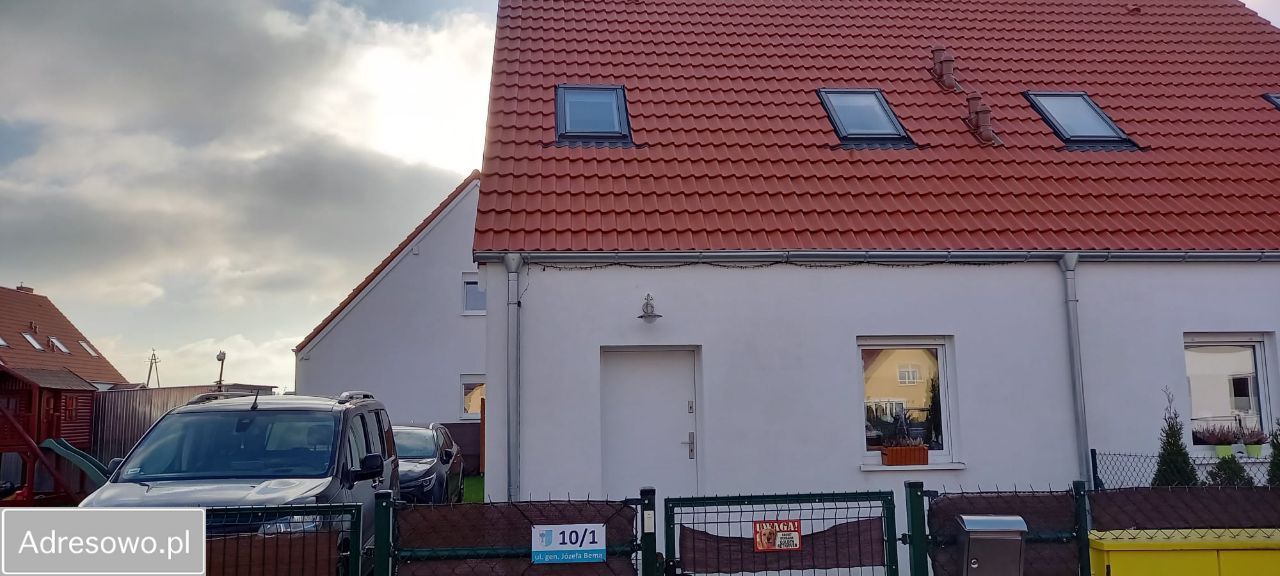 bliźniak, 4 pokoje Rokietnica, ul. Gen. Józefa Bema. Zdjęcie 1