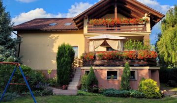 dom wolnostojący, 5 pokoi Kobylice, ul. Szkolna