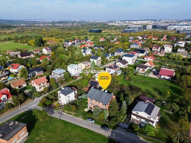dom wolnostojący, 11 pokoi Kraków Dębniki, ul. Aleksandra Zelwerowicza. Zdjęcie 32