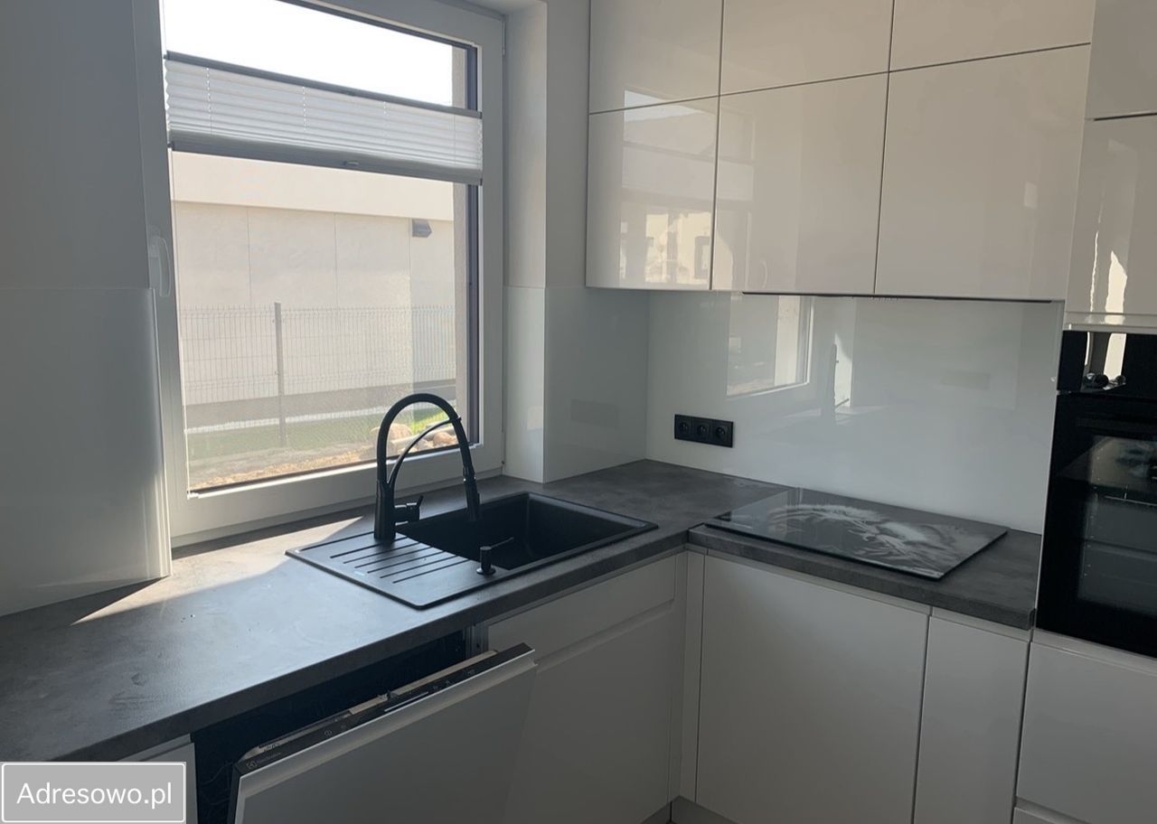 bliźniak, 5 pokoi Książenice. Zdjęcie 15