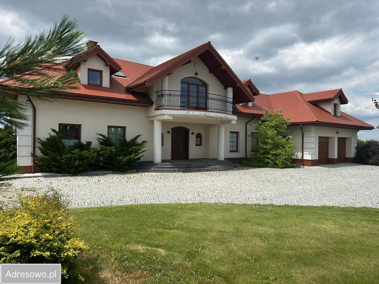 dom wolnostojący, 7 pokoi Kunów. Zdjęcie 1