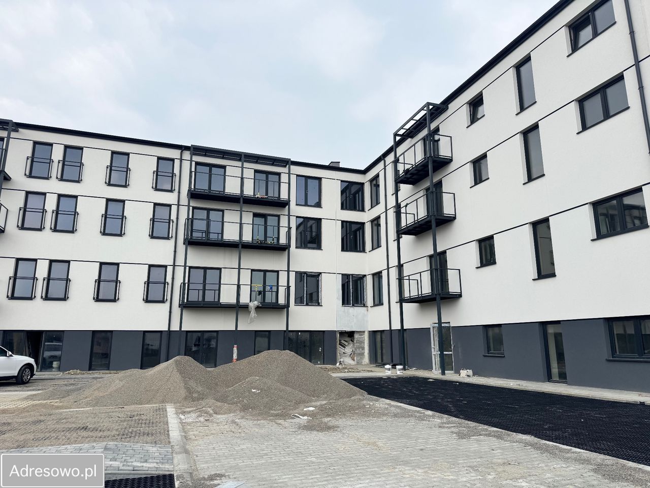 Mieszkanie 3-pokojowe Rudna Mała. Zdjęcie 5