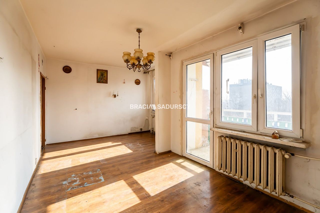 Mieszkanie 3-pokojowe Kraków Mistrzejowice, os. Kombatantów. Zdjęcie 1