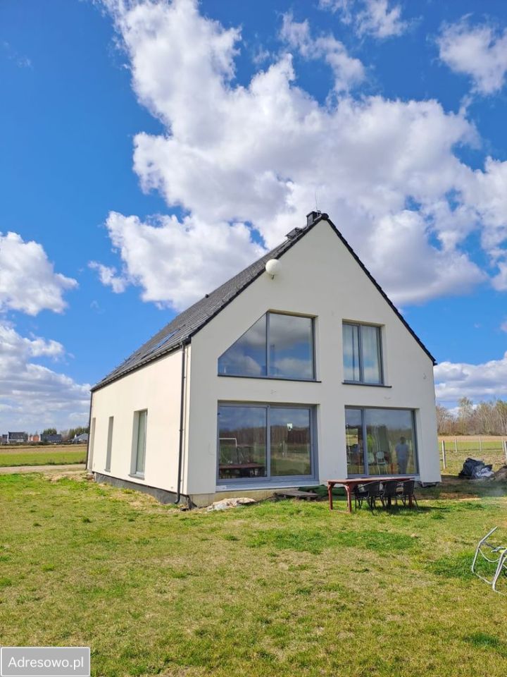 dom wolnostojący, 9 pokoi Grzymalin. Zdjęcie 10