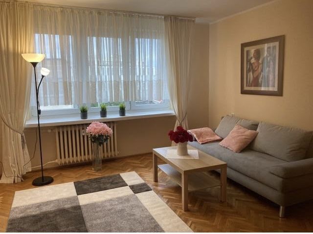 Mieszkanie 3-pokojowe Gdynia Śródmieście, ul. Warszawska. Zdjęcie 1