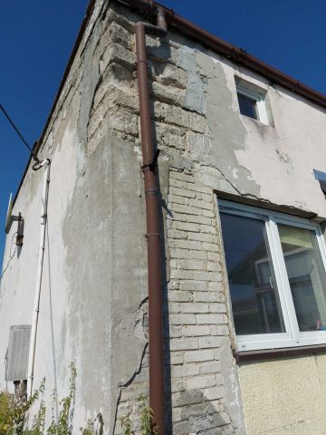 dom wolnostojący, 2 pokoje Chełmica Duża. Zdjęcie 1