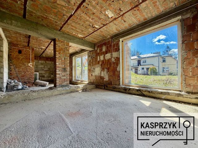 dom wolnostojący, 11 pokoi Iwonicz-Zdrój, ul. Kwiatowa. Zdjęcie 7