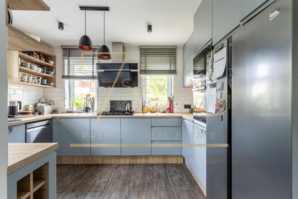 bliźniak, 6 pokoi Łazy. Zdjęcie 7